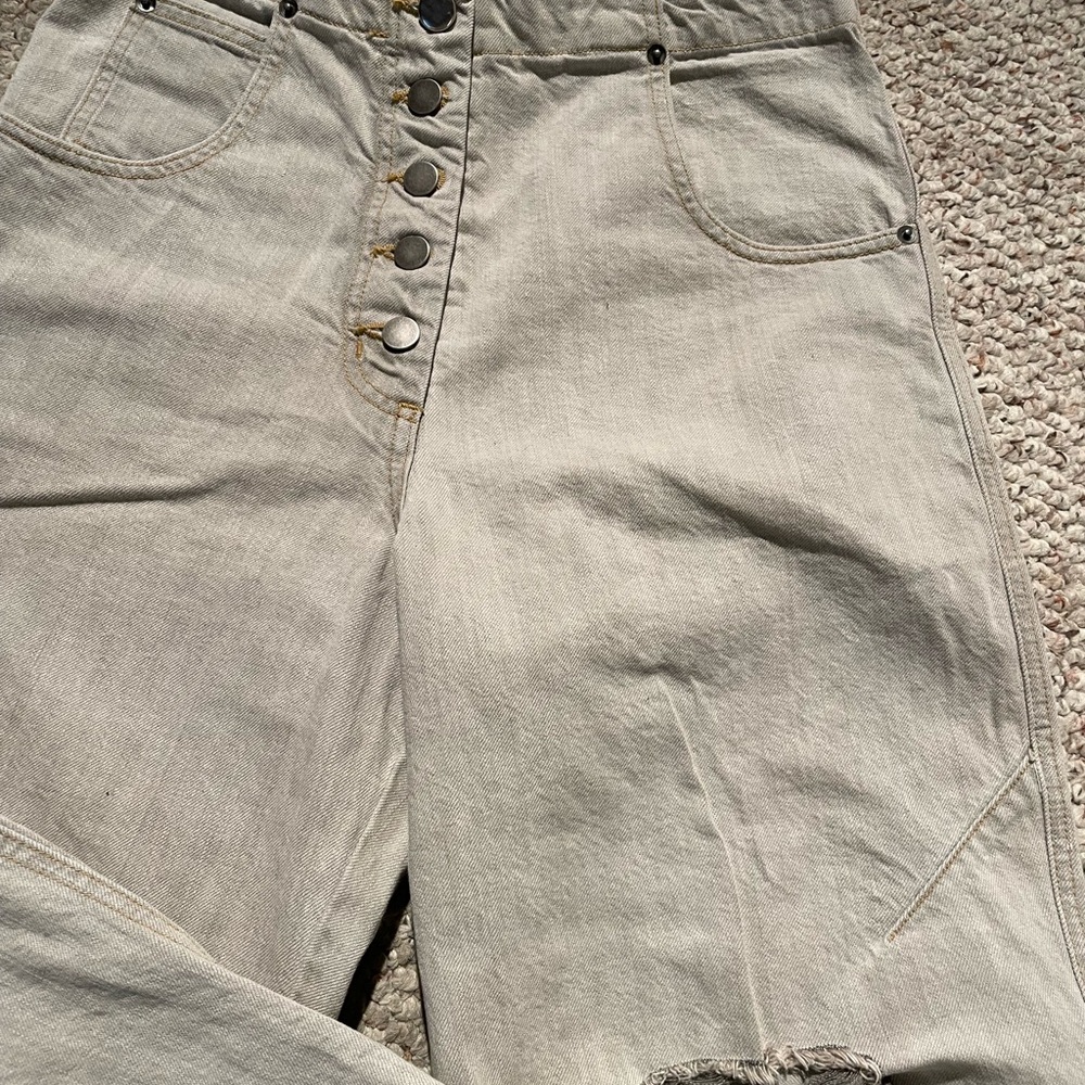 Stylish Women's Beige Jeans